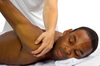 The Benefits of Seeing a Back Doctor for Sports Injuries