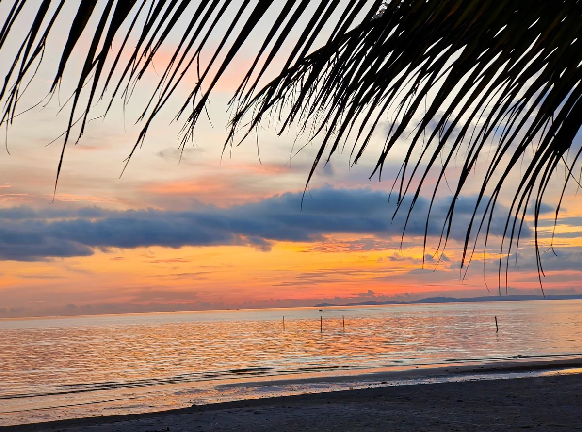How To Plan A Relaxed Florida Beach Wedding Weekend With The Right Support Network